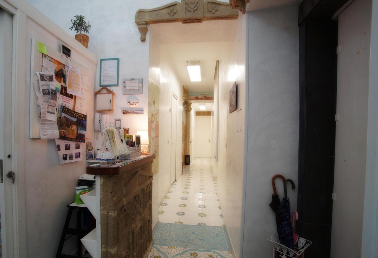 Le Vie Di Napoli B&B Buitenkant foto